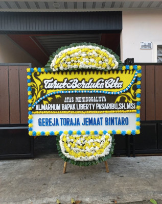 Papan Bunga Duka di Tanjung Pauh